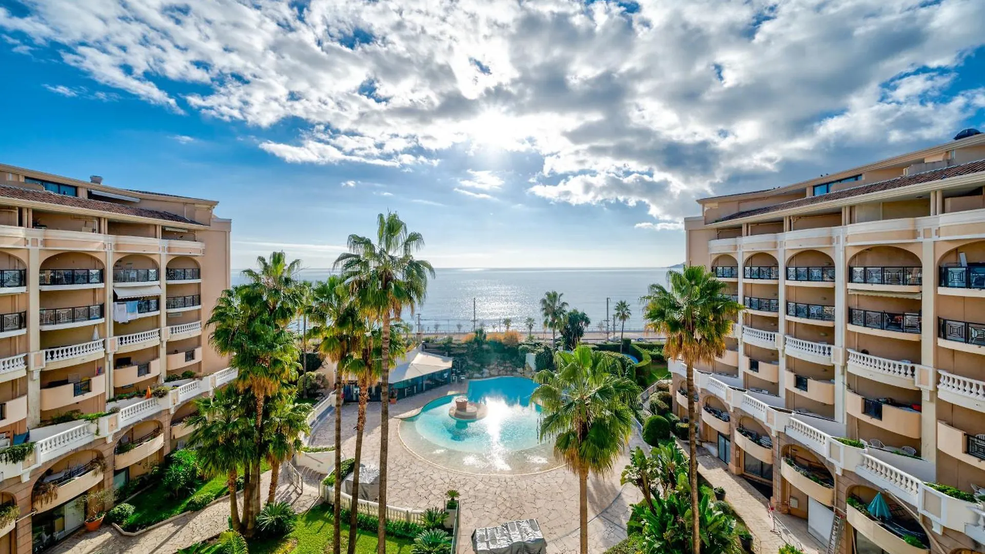 Residence La Palme D'Azur - 칸느 아파트